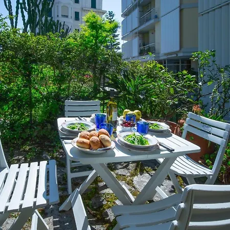 Imperatrice By Wonderful Italy * Sanremo