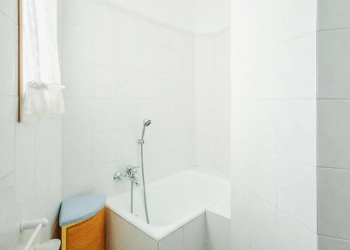 Imperatrice By Wonderful Italy * Sanremo